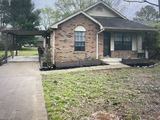 2578 Oak Hill Dr, Murfreesboro, TN 37130