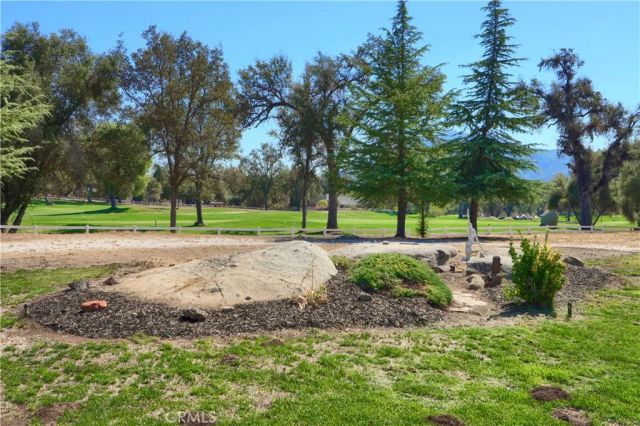 41345 Singing Hills Circle, Ahwahnee, CA 93601