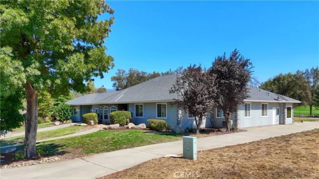 41345 Singing Hills Circle, Ahwahnee, CA 93601