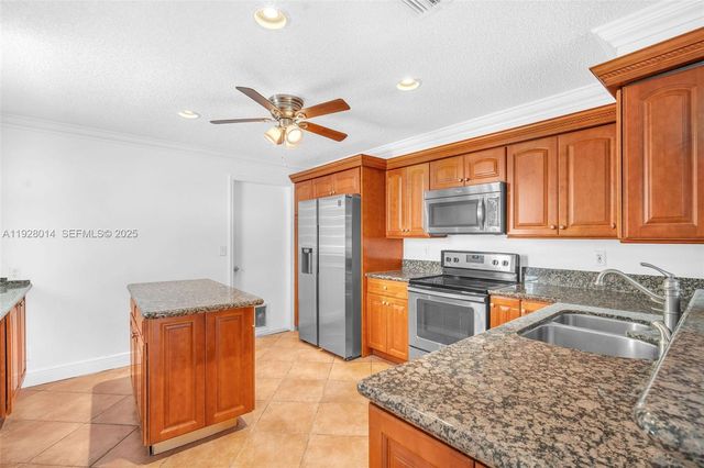 1491 Sorrento Dr 1491, Weston, FL 33326
