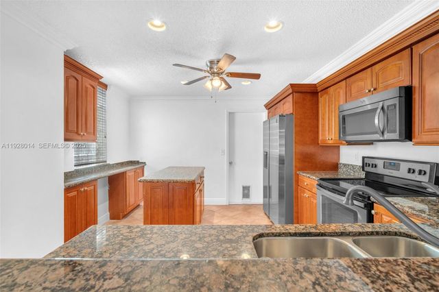 1491 Sorrento Dr 1491, Weston, FL 33326