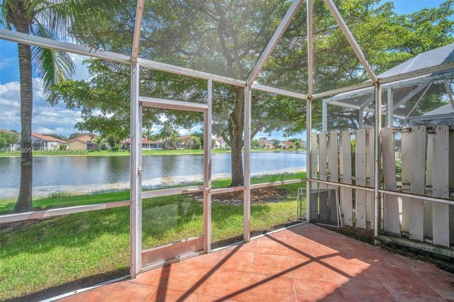 1491 Sorrento Dr 1491, Weston, FL 33326