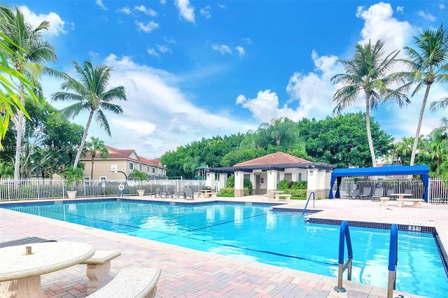 1491 Sorrento Dr 1491, Weston, FL 33326