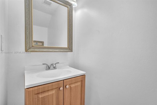 1491 Sorrento Dr 1491, Weston, FL 33326