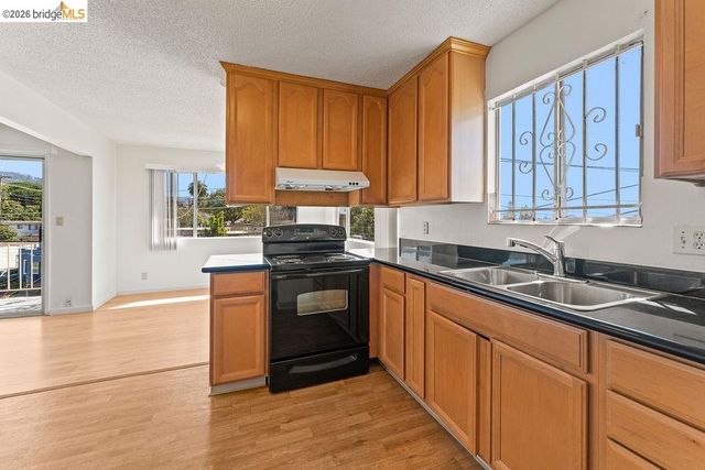 3601 Lincoln Ave, Oakland, CA 94602