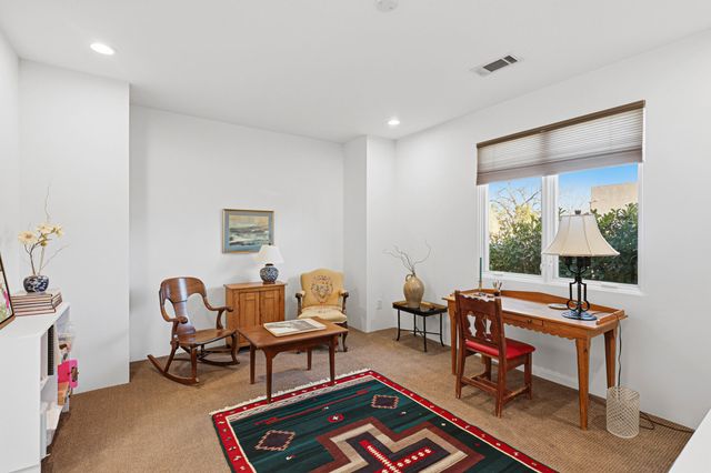 3605 Conrado Lane NW, Albuquerque, NM 87107