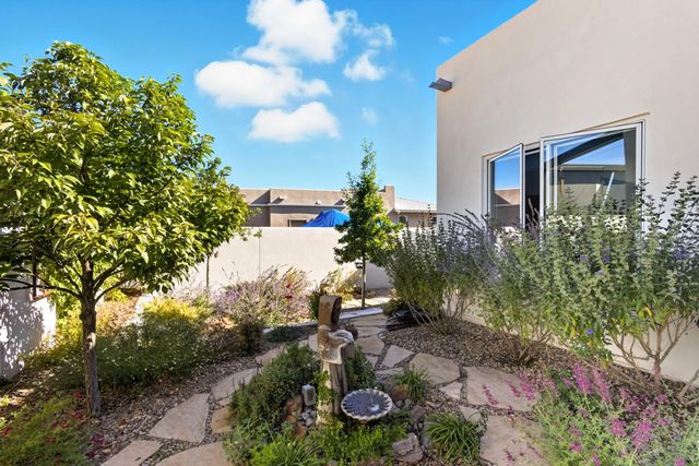 3605 Conrado Lane NW, Albuquerque, NM 87107