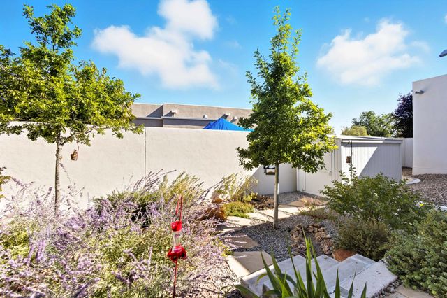 3605 Conrado Lane NW, Albuquerque, NM 87107