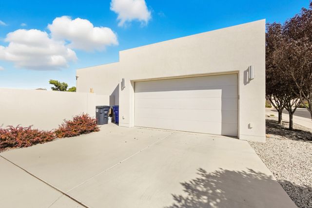 3605 Conrado Lane NW, Albuquerque, NM 87107
