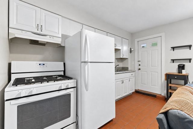 128 Washington Avenue, Chelsea, MA 02150