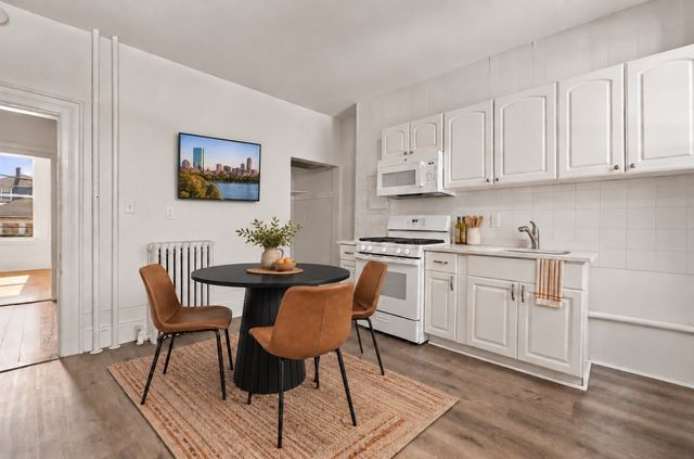 128 Washington Avenue, Chelsea, MA 02150