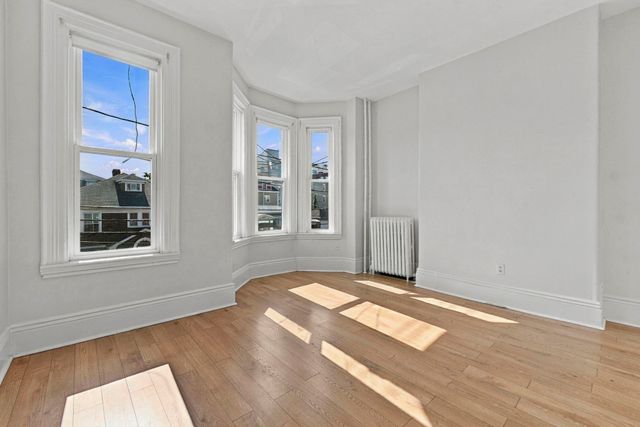 128 Washington Avenue, Chelsea, MA 02150