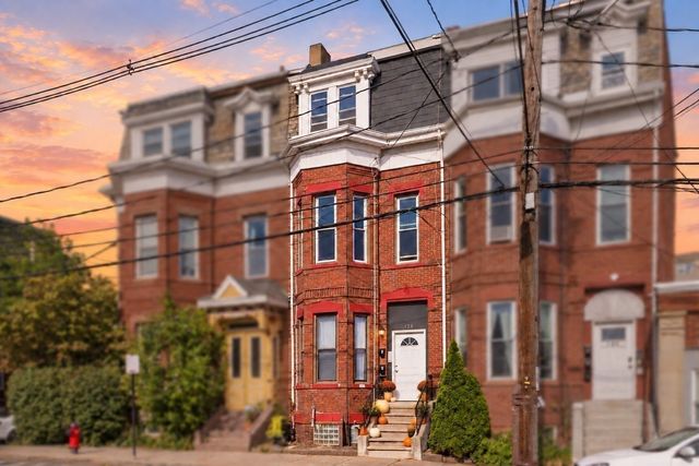 128 Washington Avenue, Chelsea, MA 02150