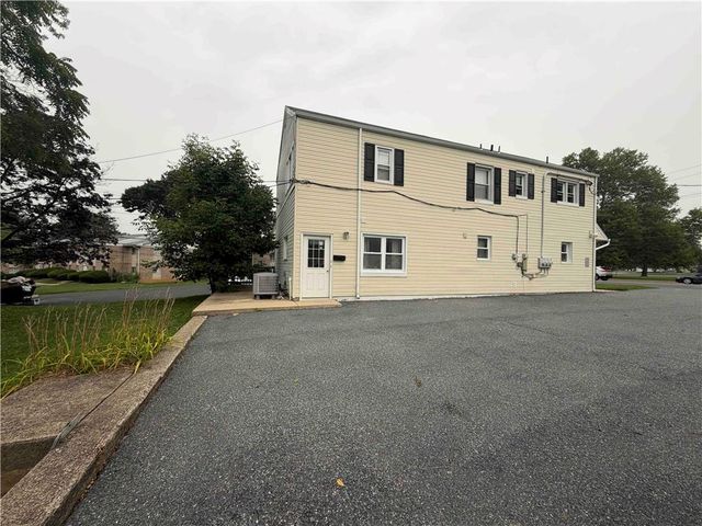 1737 Schoenersville Road, Bethlehem City, PA 18018