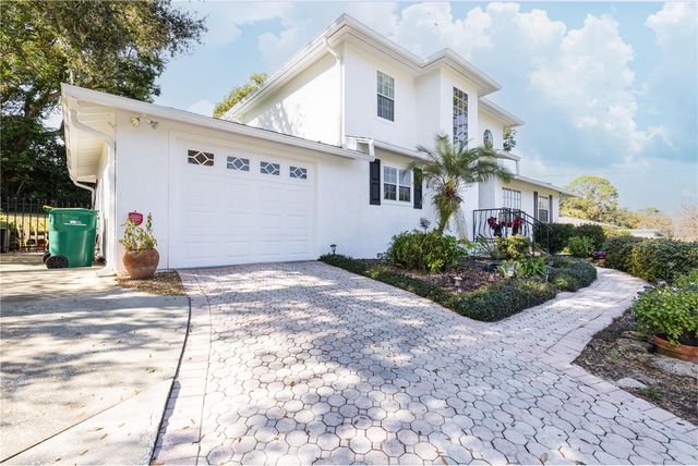 1405 HILLTOP DRIVE, Mount Dora, FL 32757