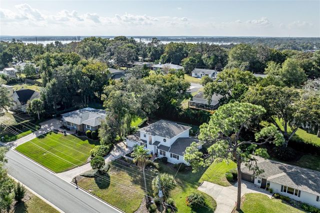 1405 HILLTOP DRIVE, Mount Dora, FL 32757