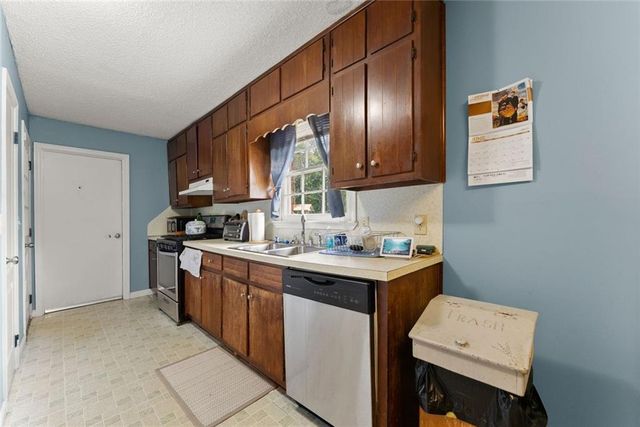 5590 Howard Road, Cumming, GA 30040