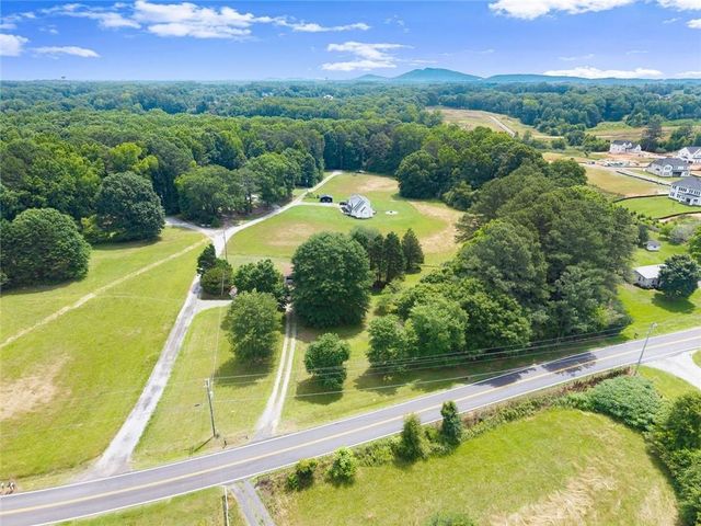 5590 Howard Road, Cumming, GA 30040