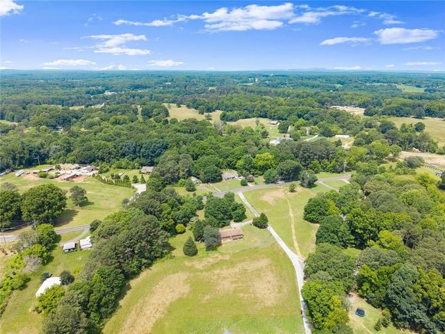 5590 Howard Road, Cumming, GA 30040