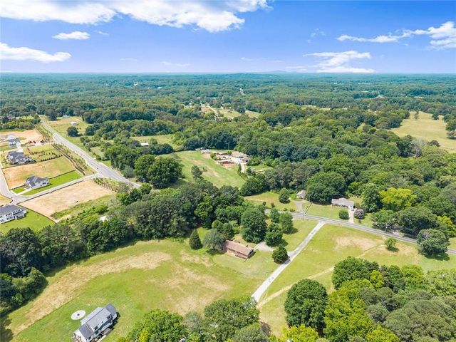 5590 Howard Road, Cumming, GA 30040