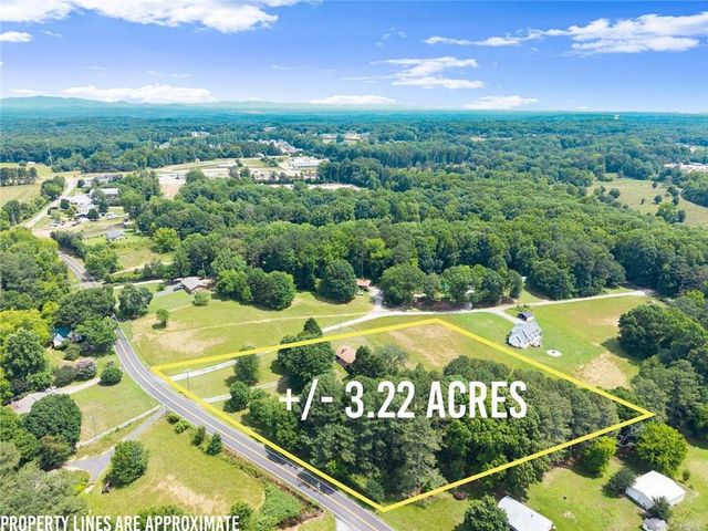 5590 Howard Road, Cumming, GA 30040