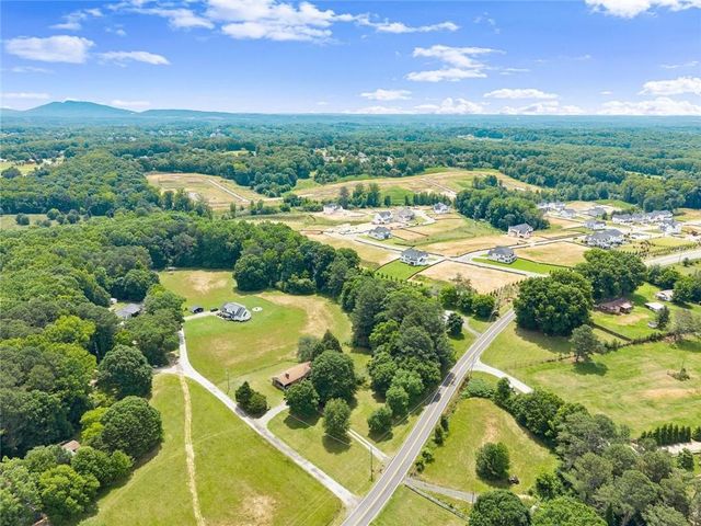 5590 Howard Road, Cumming, GA 30040