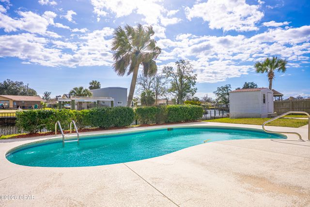 4520 Misty Lane, Lynn Haven, FL 32444