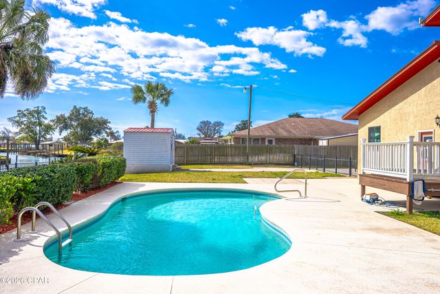 4520 Misty Lane, Lynn Haven, FL 32444