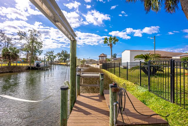 4520 Misty Lane, Lynn Haven, FL 32444