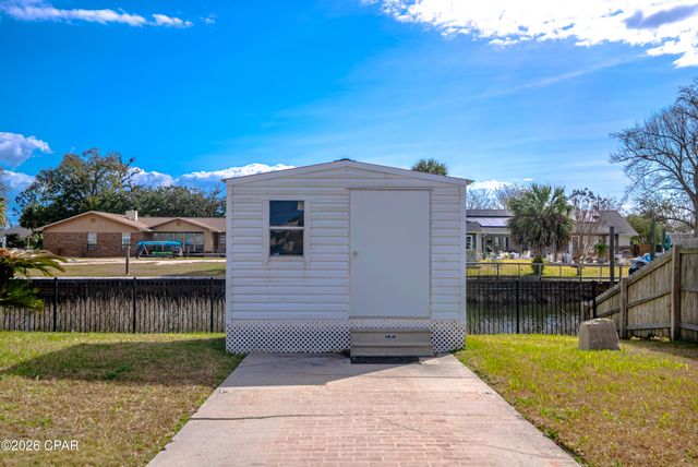 4520 Misty Lane, Lynn Haven, FL 32444