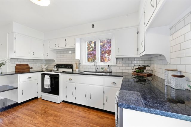 78 Forbes Ave, Northampton, MA 01060