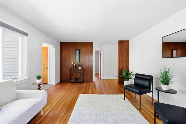 78 Forbes Ave, Northampton, MA 01060
