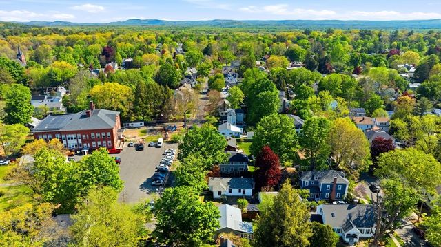 78 Forbes Ave, Northampton, MA 01060
