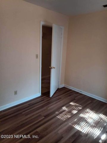 6103 WILSON Boulevard, Jacksonville, FL 32210