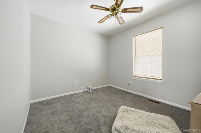 6015 Edmund Street, Romulus, MI 48174