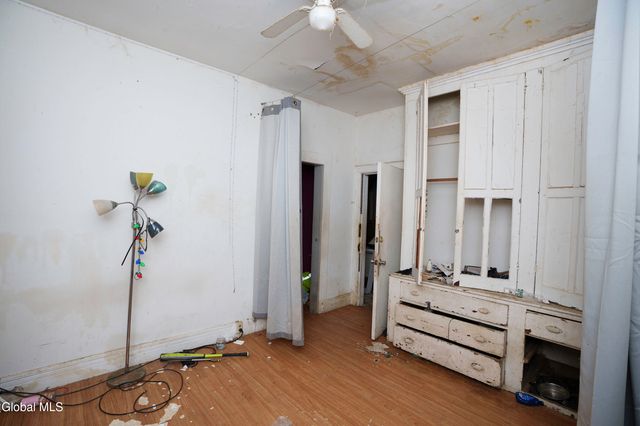 189 Elk Street, Albany, NY 12210