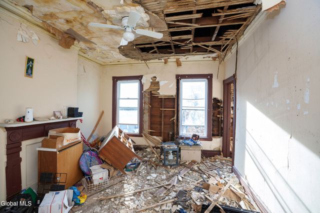 189 Elk Street, Albany, NY 12210