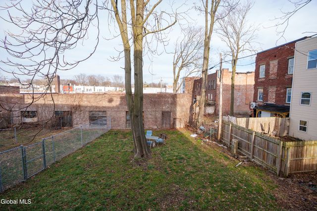 189 Elk Street, Albany, NY 12210