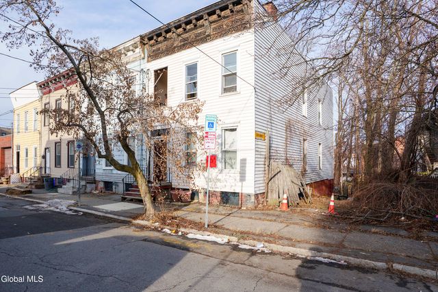 189 Elk Street, Albany, NY 12210