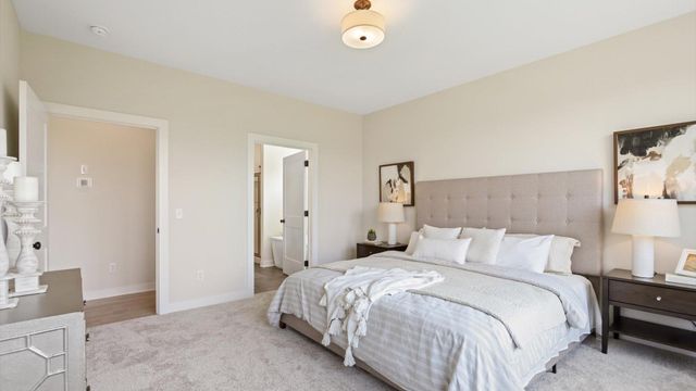 3280 Linden Avenue N, Lake Elmo, MN 55042