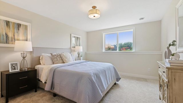 3280 Linden Avenue N, Lake Elmo, MN 55042