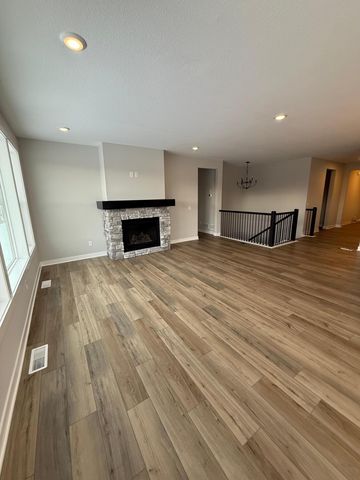 3280 Linden Avenue N, Lake Elmo, MN 55042