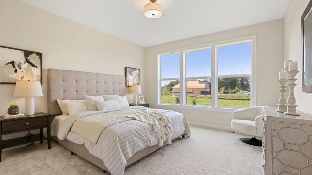 3280 Linden Avenue N, Lake Elmo, MN 55042