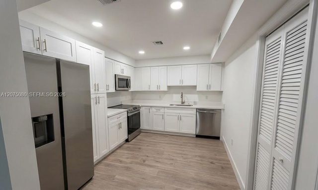 16500 Golf Club Road 104, Weston, FL 33326