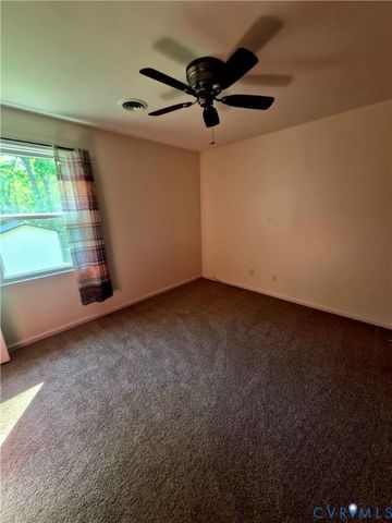 15715 Gary Ave, Chester, VA 23831