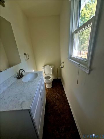 15715 Gary Ave, Chester, VA 23831