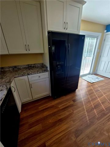15715 Gary Ave, Chester, VA 23831
