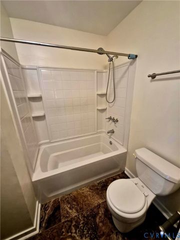 15715 Gary Ave, Chester, VA 23831