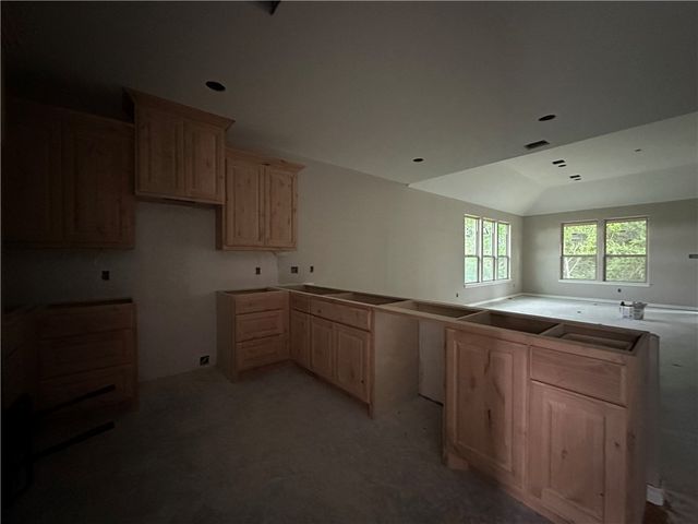 2561 Dove Crossing Lane, Navasota, TX 77868