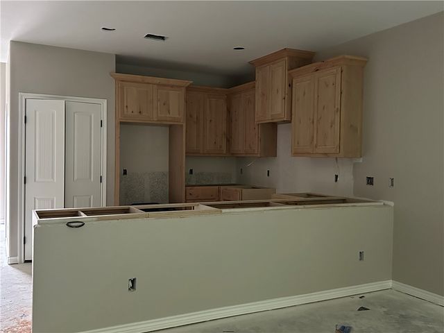2561 Dove Crossing Lane, Navasota, TX 77868